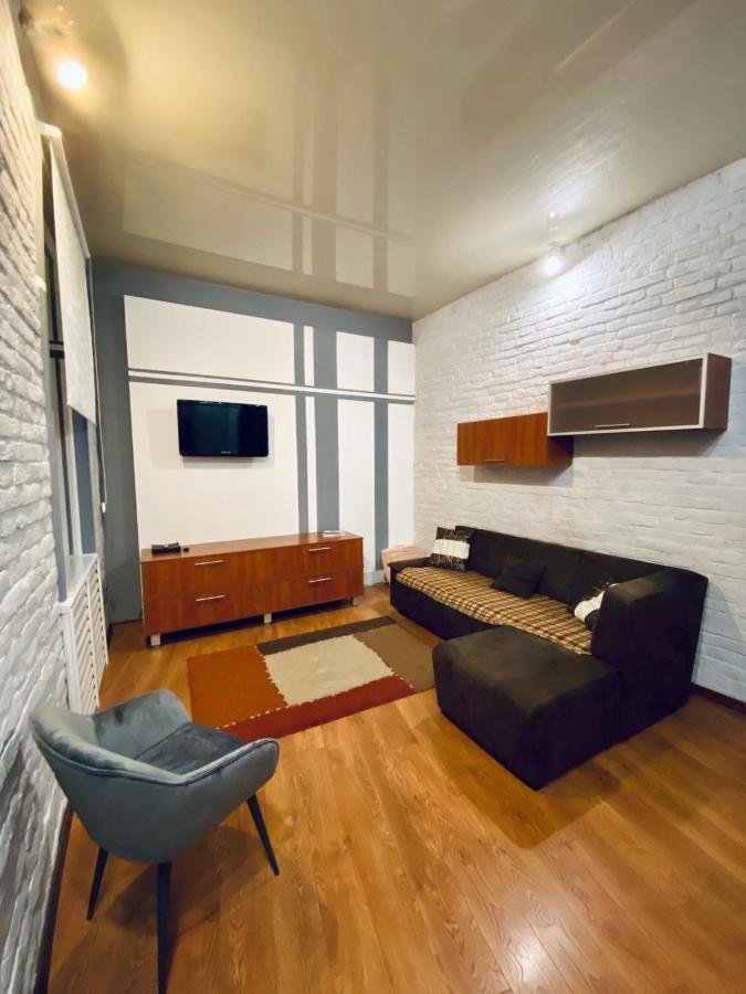 Apt In The Center Of The Town Near The Opera House Apartment Lviv Ngoại thất bức ảnh