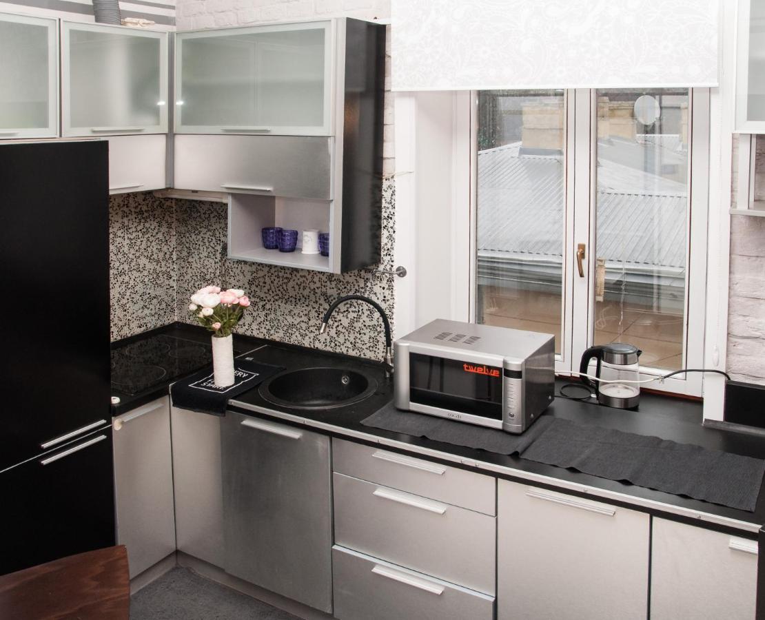 Apt In The Center Of The Town Near The Opera House Apartment Lviv Ngoại thất bức ảnh