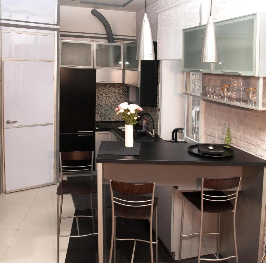 Apt In The Center Of The Town Near The Opera House Apartment Lviv Ngoại thất bức ảnh